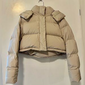 Lululemon Wunder puff Super cropped jacket, Trench, Beige color, SOLD
